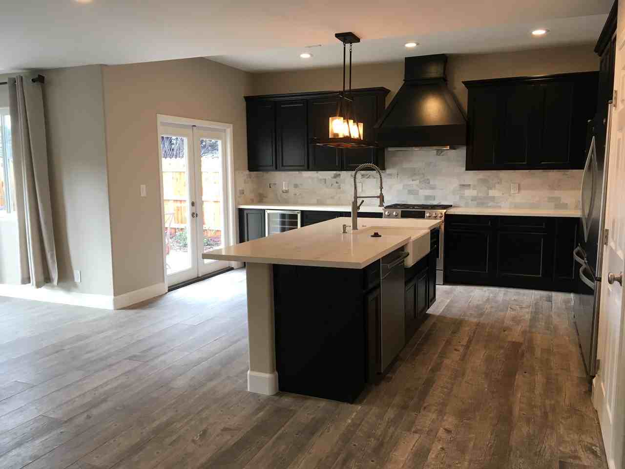 266 Foxenwood Dr - Photo 3 of 13