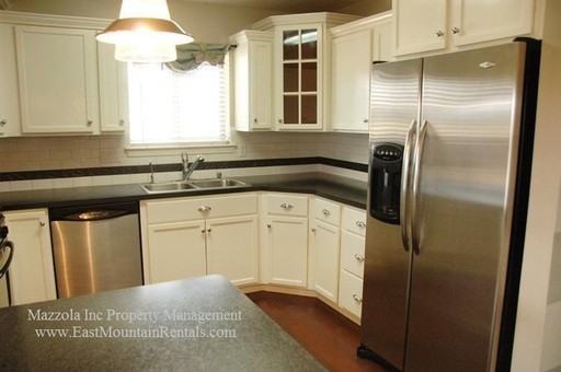 1081 County Line Rd - Photo 3 of 15