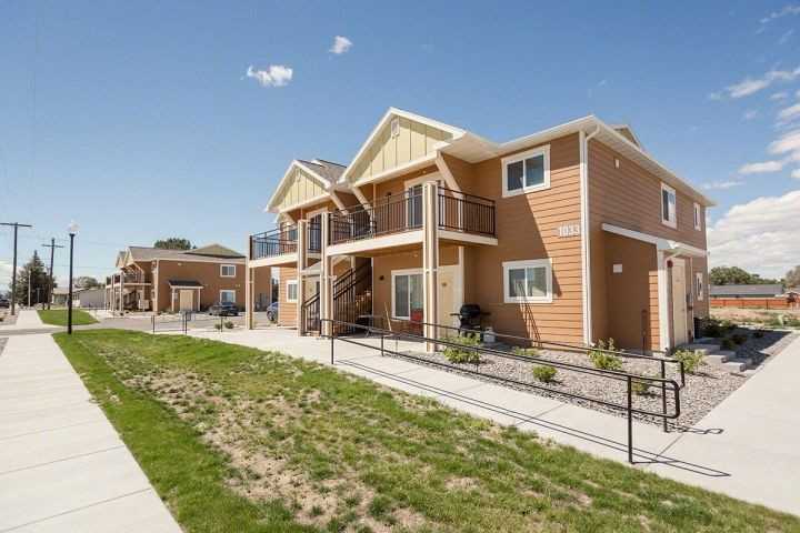 Buck Creek Apartments - Photo 2 of 6