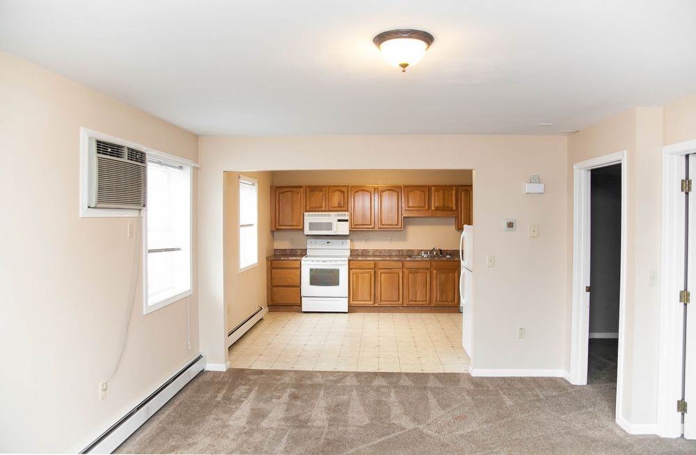 329 Chestnut St - Photo 2 of 16