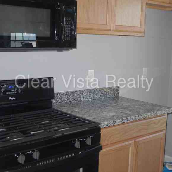 623 Greenlawn Blvd - Photo 2 of 6