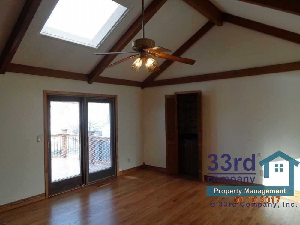 7916 Bradshaw St - Photo 3 of 17