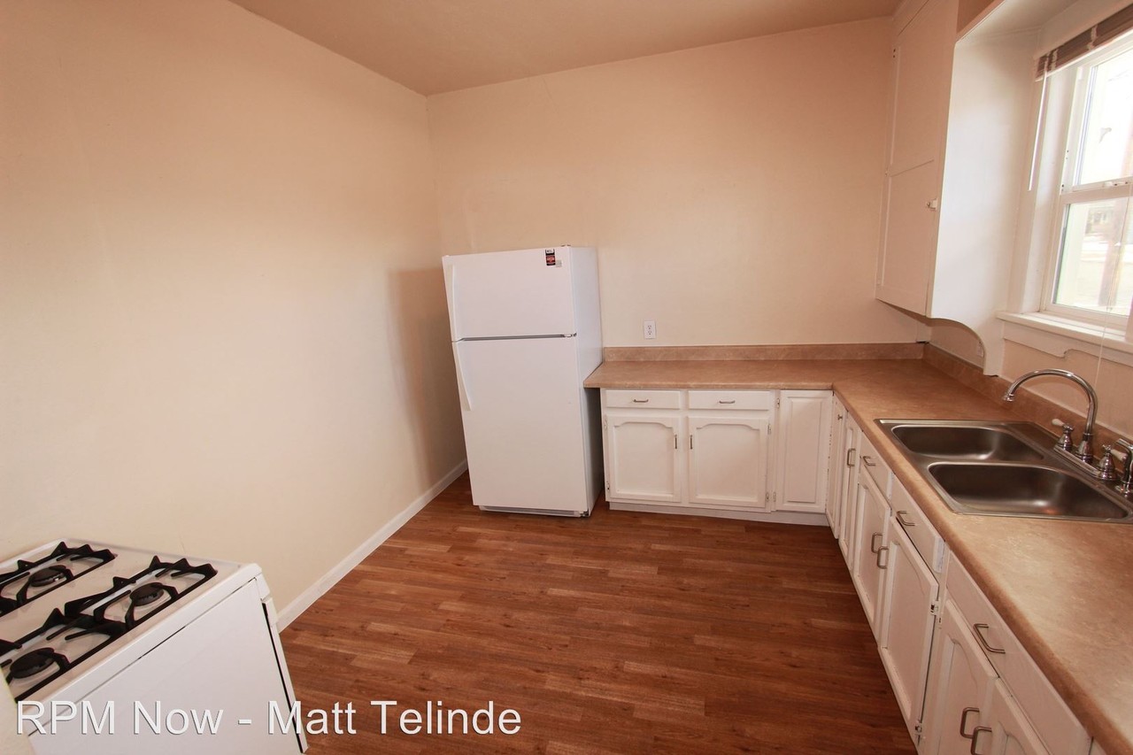 125 S 11th Street - Photo 2 of 7