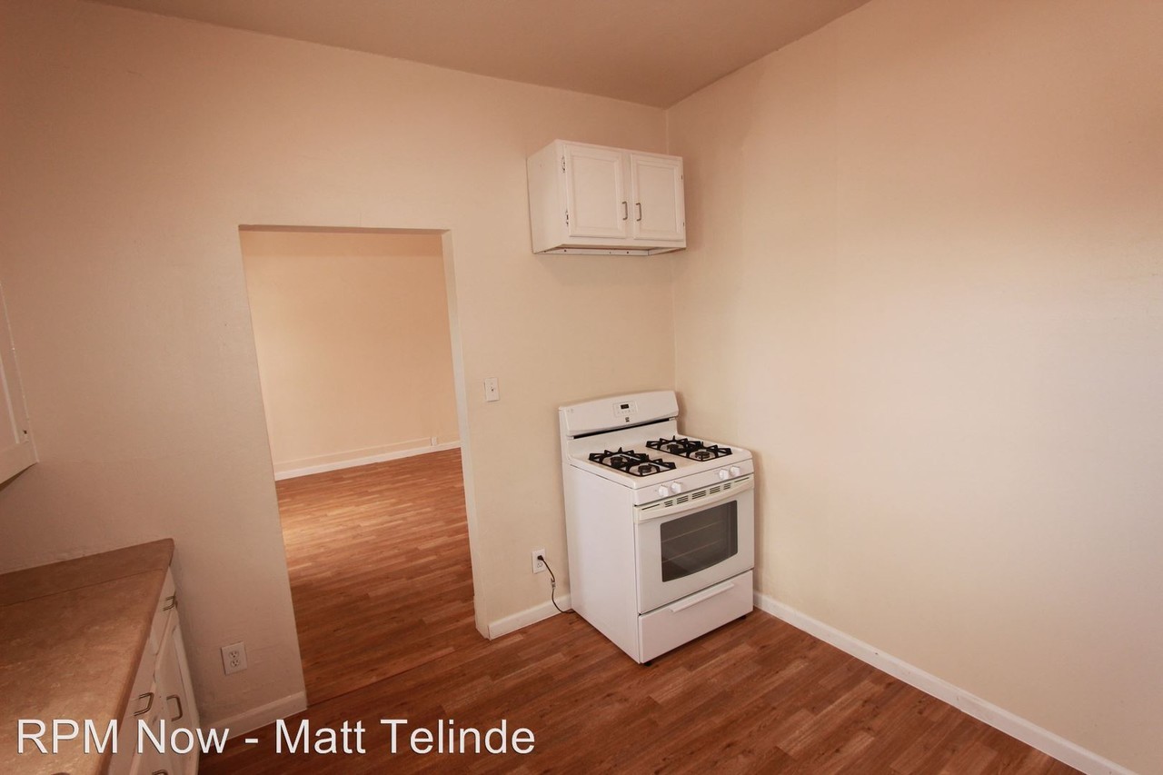 125 S 11th Street - Photo 3 of 7