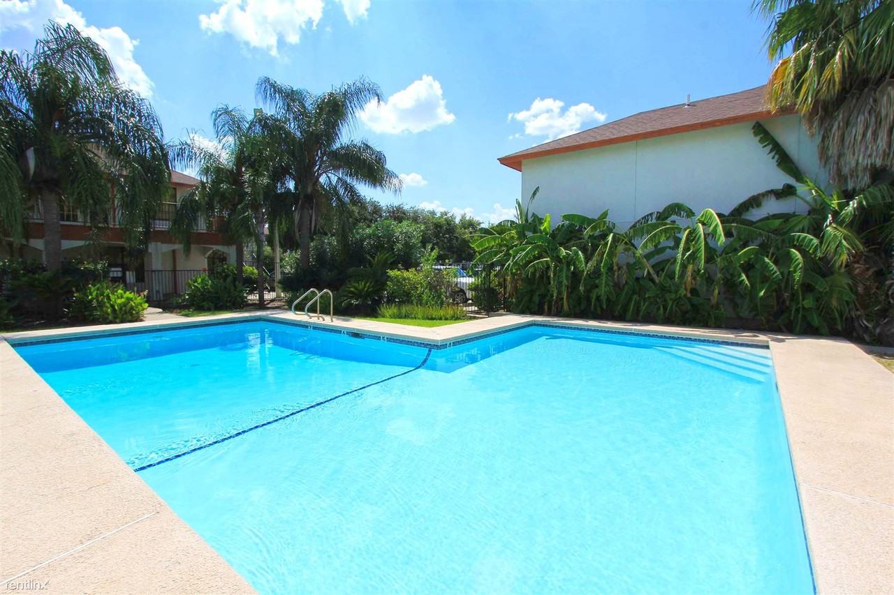 Spanish Oaks Apartments - Photo 3 of 4