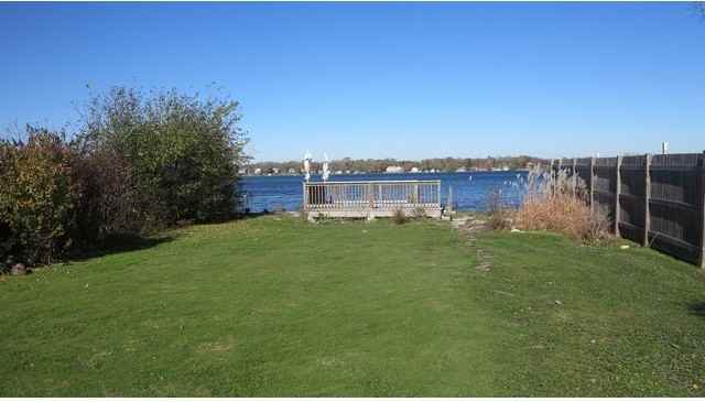 423 E Liberty St - Photo 3 of 19