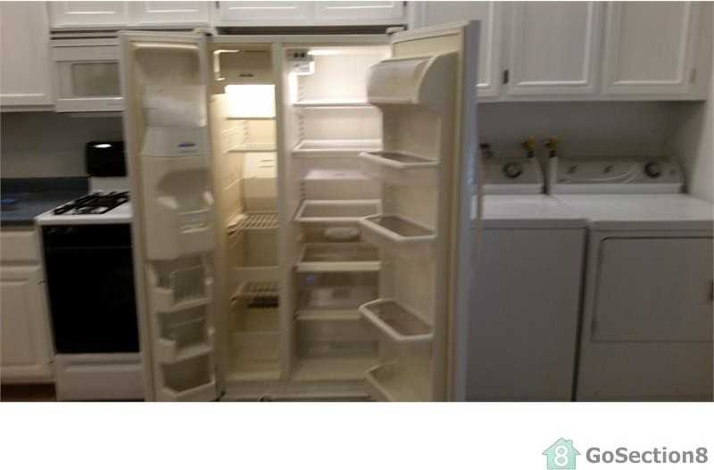 934 S 3rd St - Photo 3 of 35