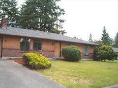 17505 38th Dr NE - Photo 2 of 6