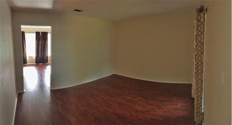 806 Merribrook Ln - Photo 2 of 16