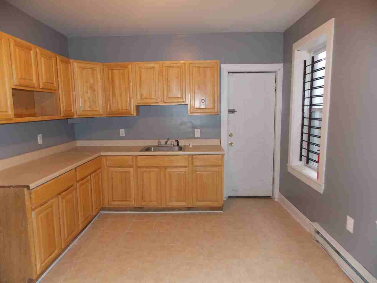 2213 North 11th Street - Photo 2 of 10