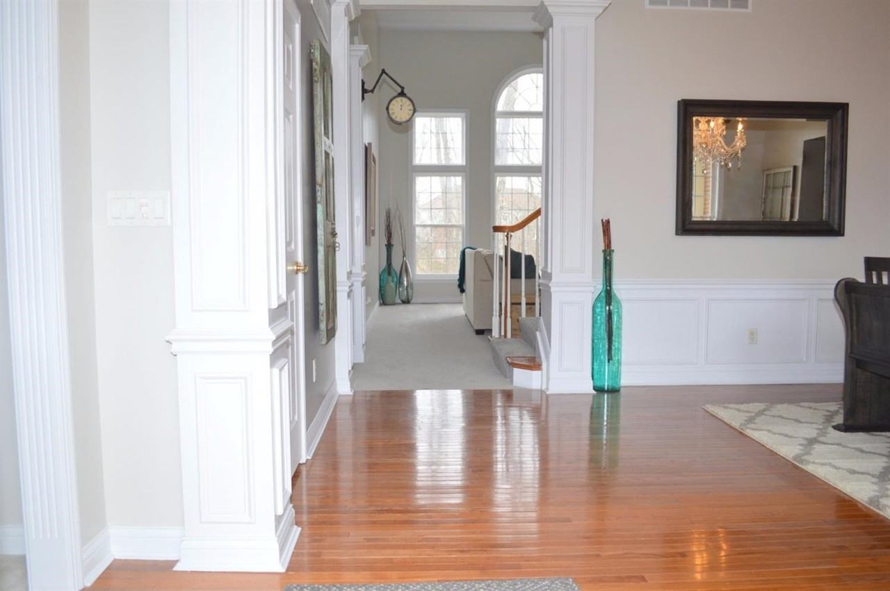 261 Forest Edge Dr - Photo 2 of 25