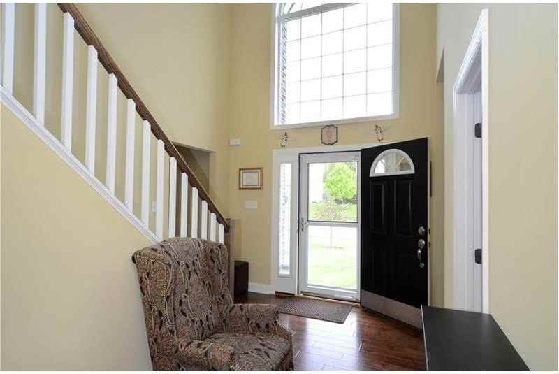 233-201 Dupont Dr - Photo 2 of 25