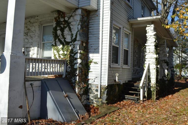 4003 Bateman Ave - Photo 2 of 20