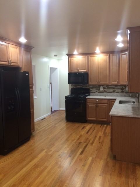 250 Dearing Road - Photo 3 of 54