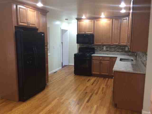 250 Dearing Road - Photo 2 of 54