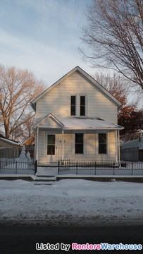 643 Monroe St NE - Photo 2 of 15