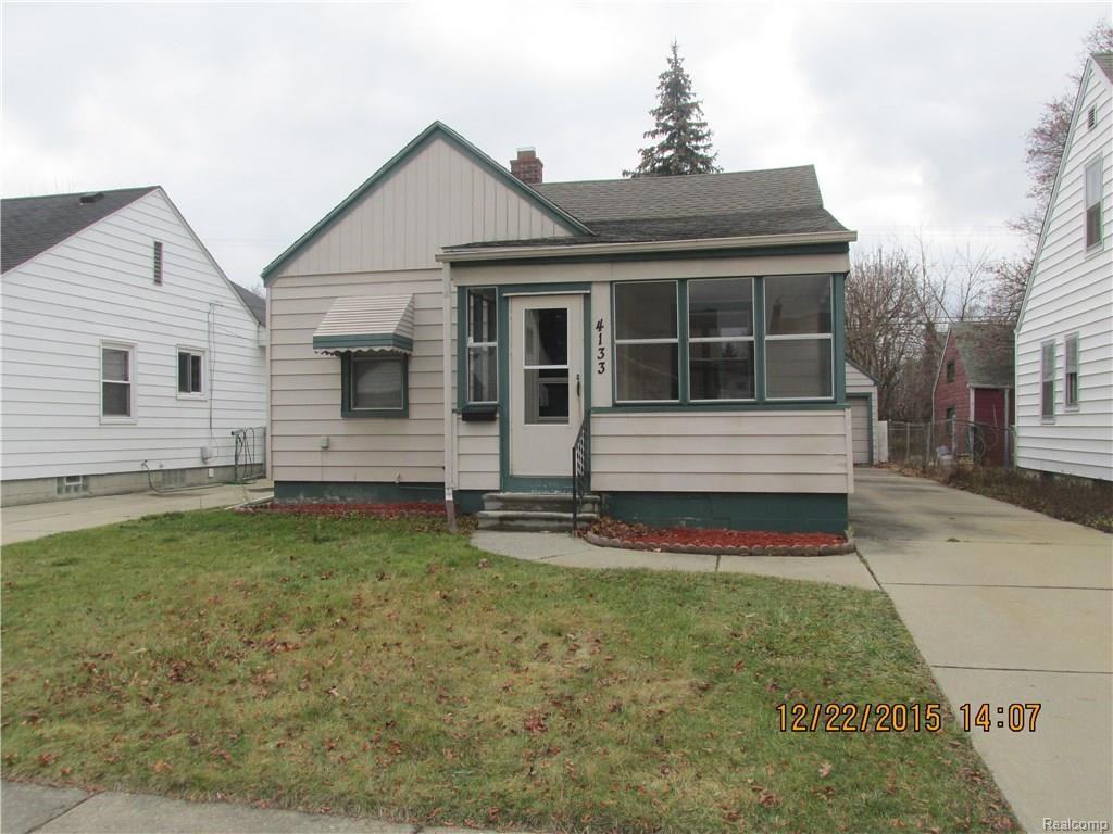 4133 Charles St - Photo 2 of 31