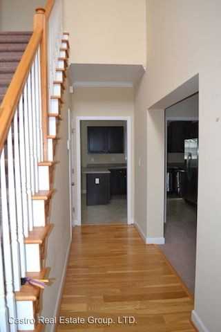 302 Squire Ct - Photo 3 of 31