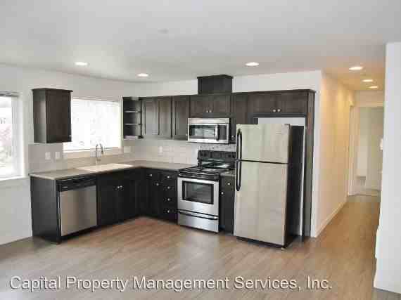 3651 SE Francis St - Photo 2 of 13