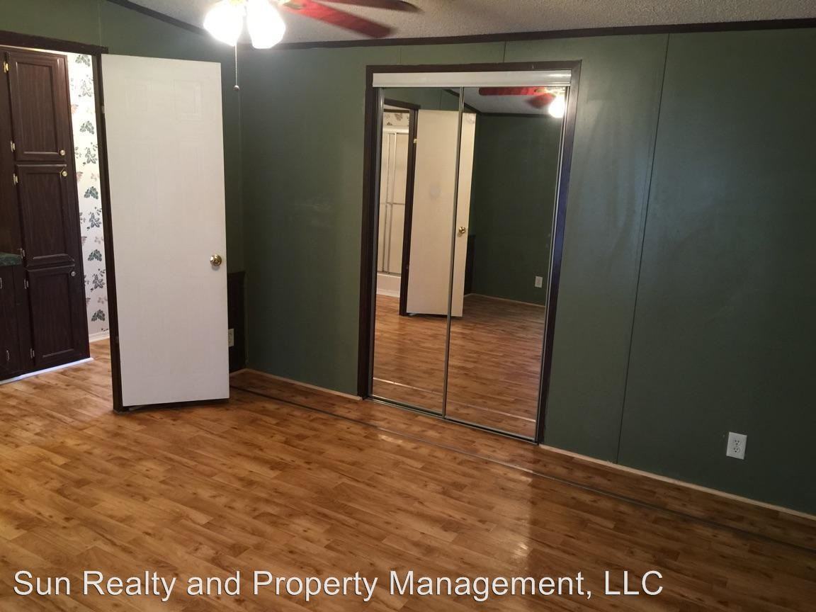 11762 Fieldview Dr N - Photo 2 of 25