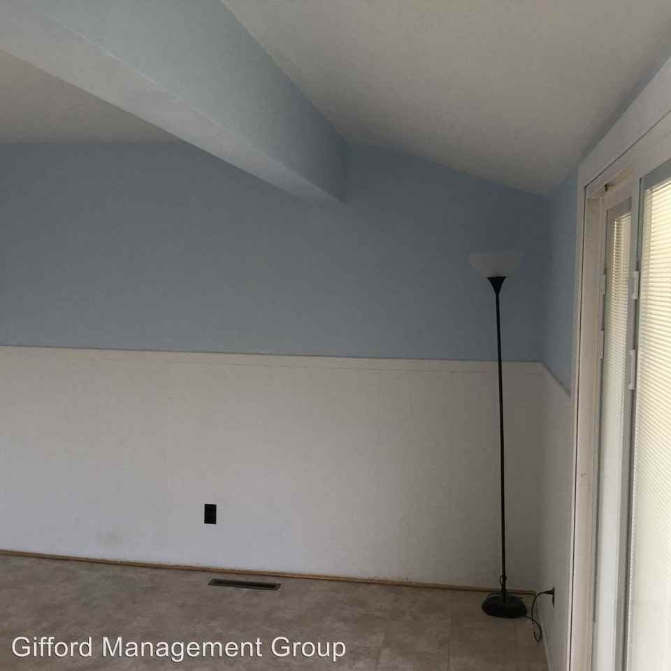 8152 Pace Rd - Photo 3 of 20