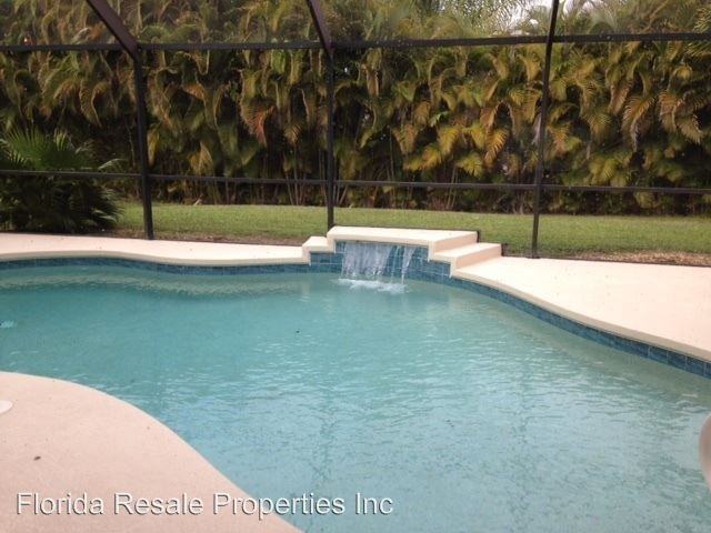 11533 Woodmount Ln - Photo 3 of 17