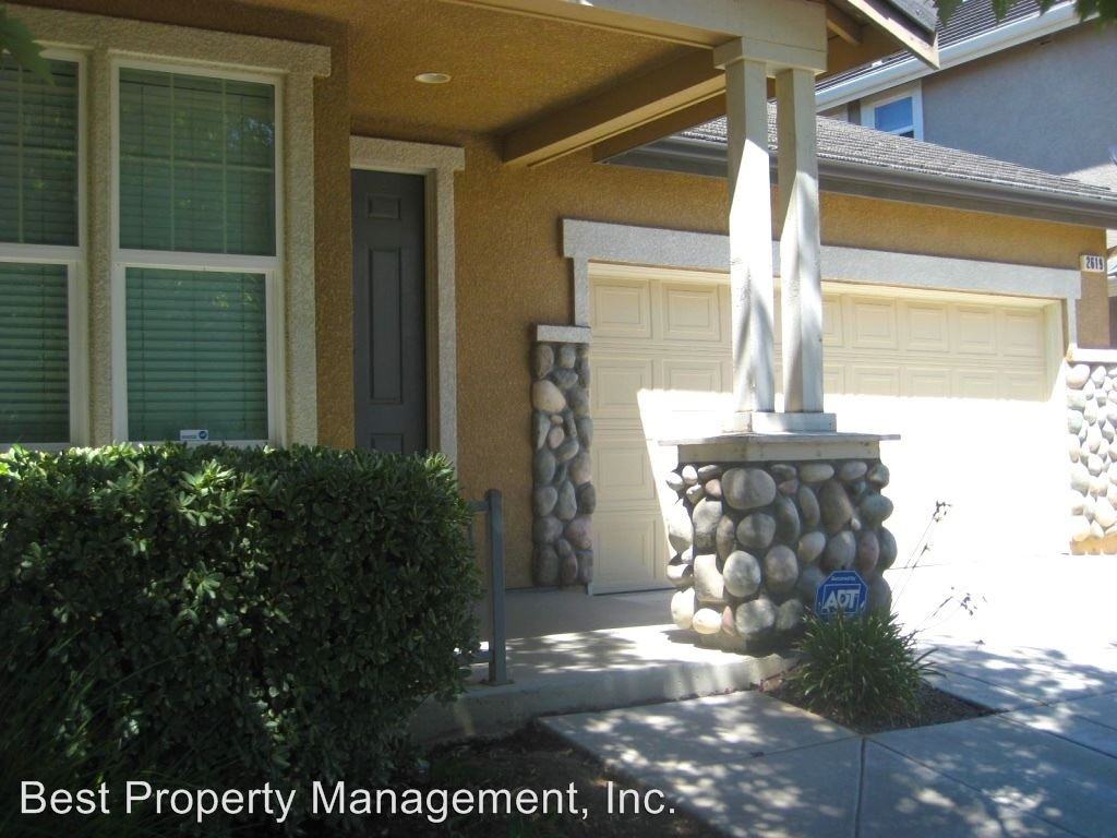 2619 Ranchwood Dr - Photo 2 of 14