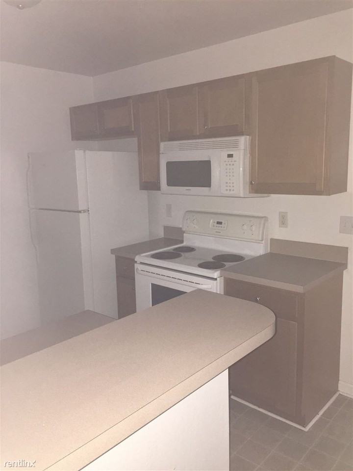 Jeff Davis - Photo 3 of 7