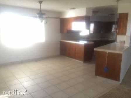 3590 W Harlan Ave - Photo 3 of 10