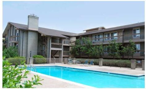 The Flatiron View Apartments - Photo 2 of 19