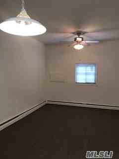 2278 Babylon Turnpike - Photo 2 of 5