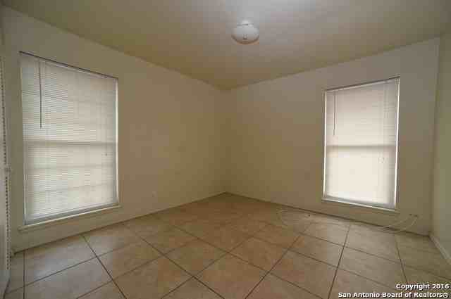 5702 Gabor Dr - Photo 3 of 25