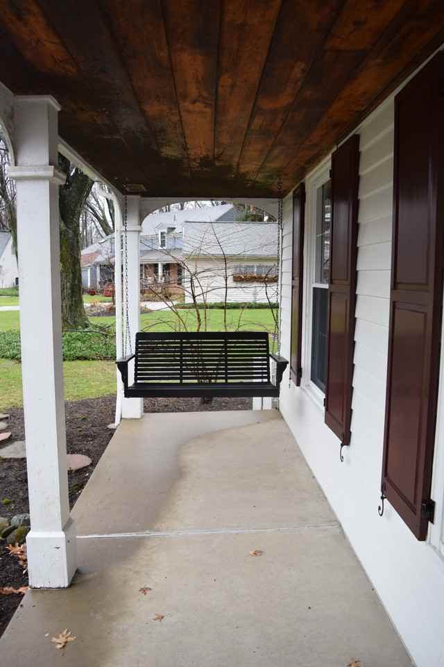 448 Bates Dr - Photo 3 of 29