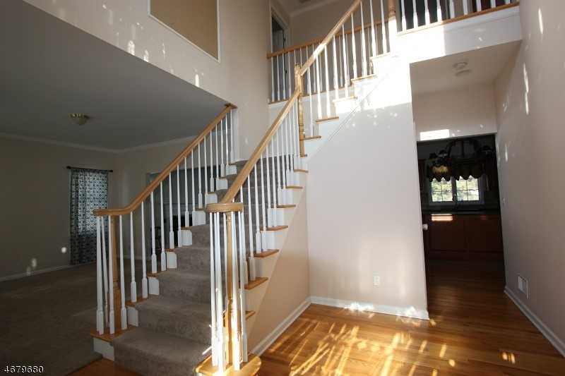 45 Broadway - Photo 3 of 19