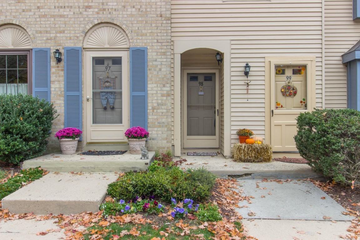 98 Dundee Ct - Photo 2 of 23