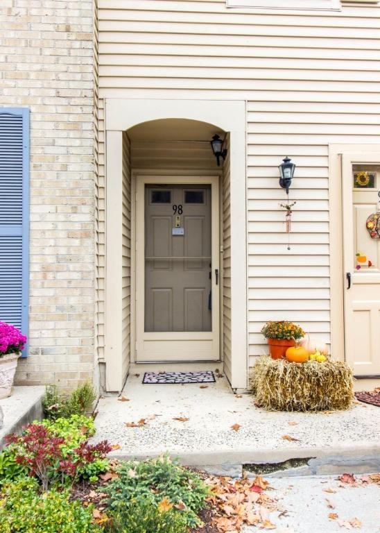 98 Dundee Ct - Photo 3 of 23