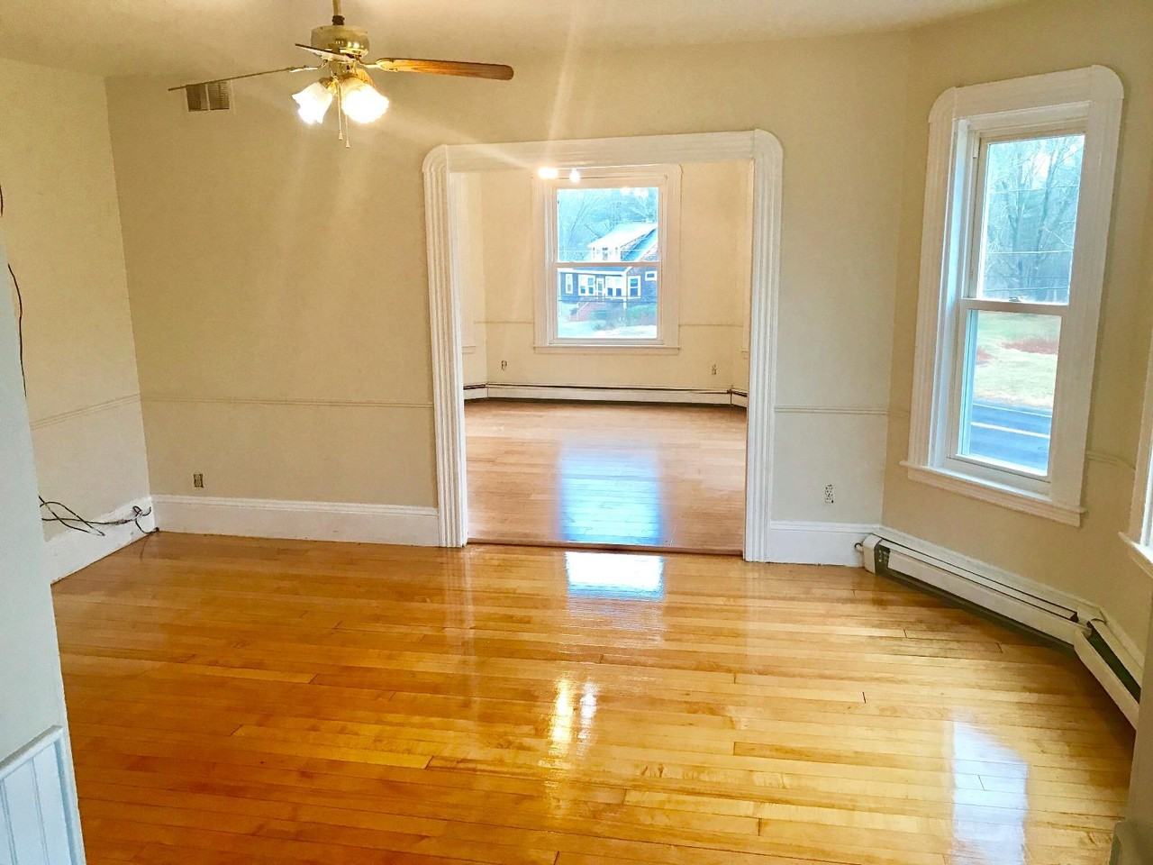 81 Dyer Ave 2 - Photo 3 of 9