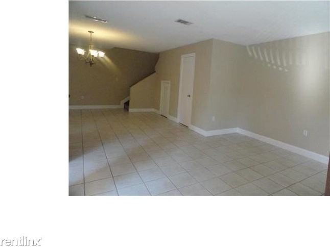 13432 SW 62nd St - Photo 2 of 25