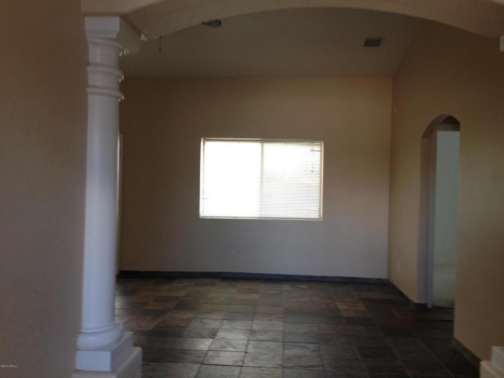 451 E Ashley Way - Photo 3 of 7