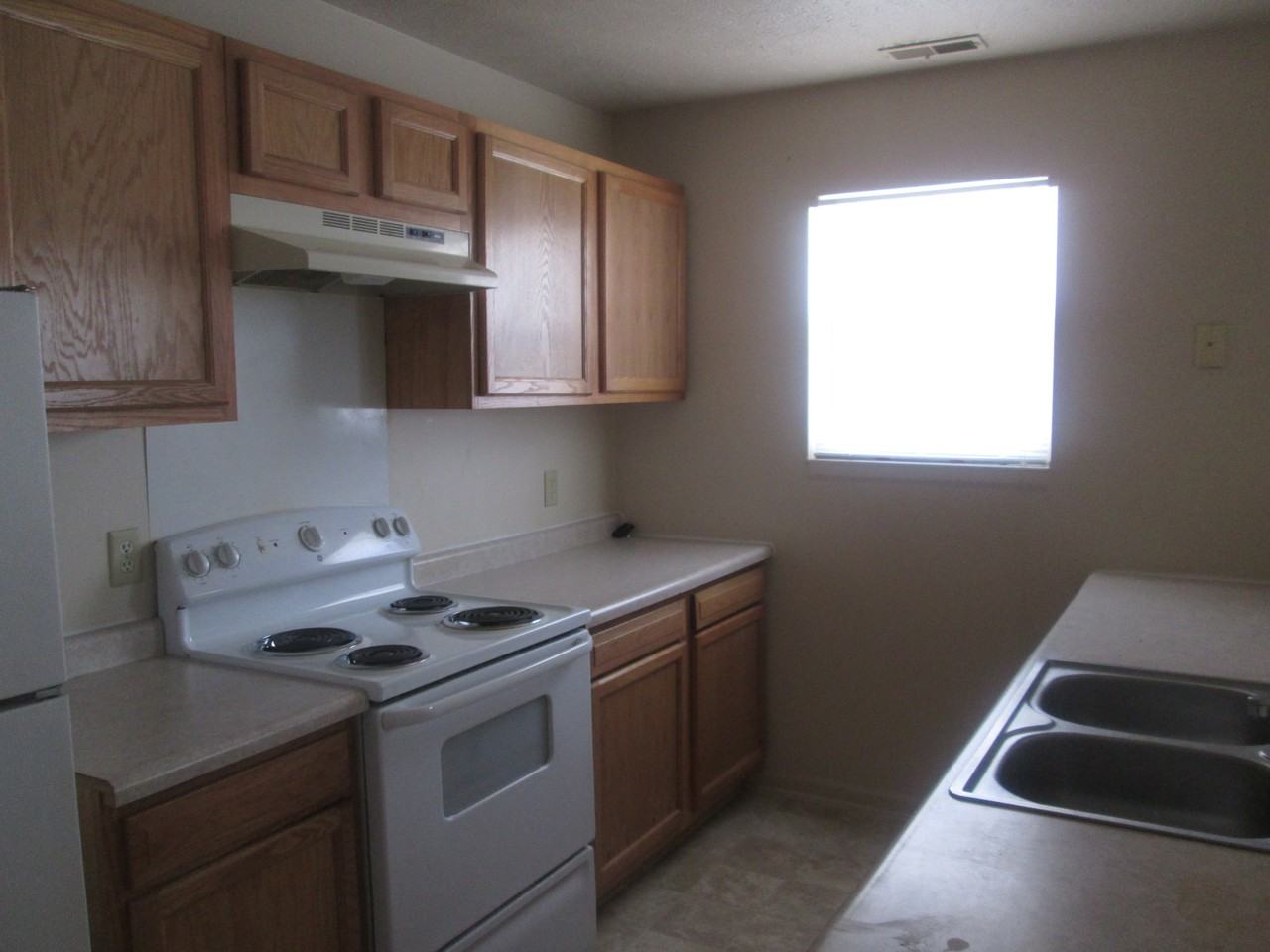 2844 Wheeler St - Photo 3 of 9