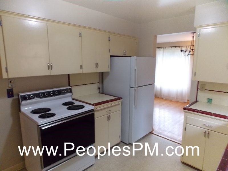 9407 58th Ave S - Photo 3 of 13