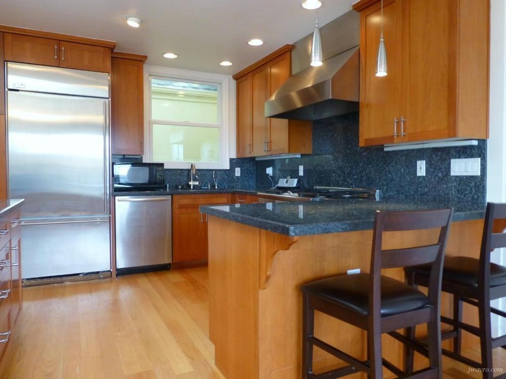 1918 45th Ave - Photo 3 of 19