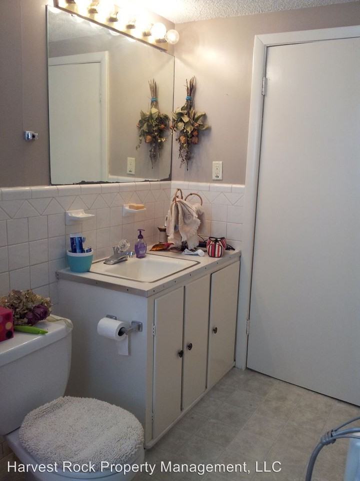 3140-42 Rogers - Photo 3 of 5