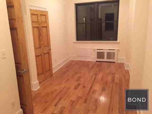 Broadway & W 85th St ##cm