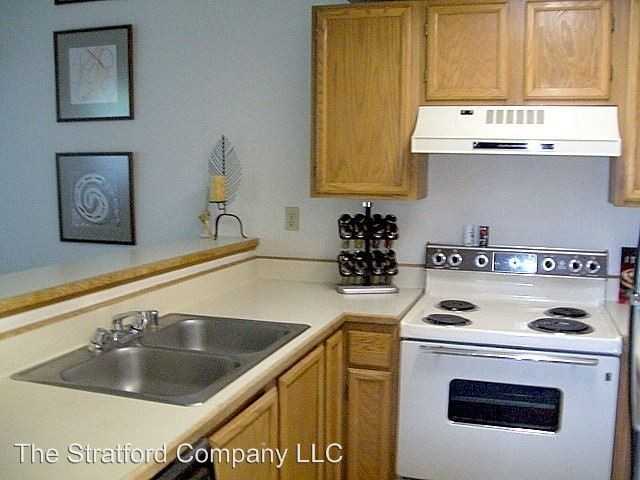 2506 103rd St E - Photo 2 of 5