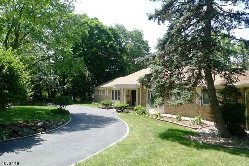 11 Sparta Rd - Photo 2 of 20