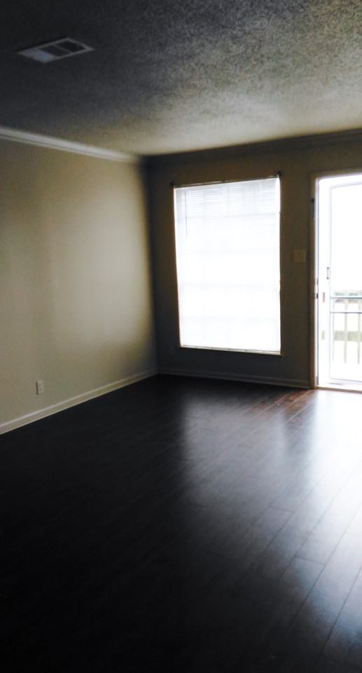 508 S 28th St - Photo 2 of 11