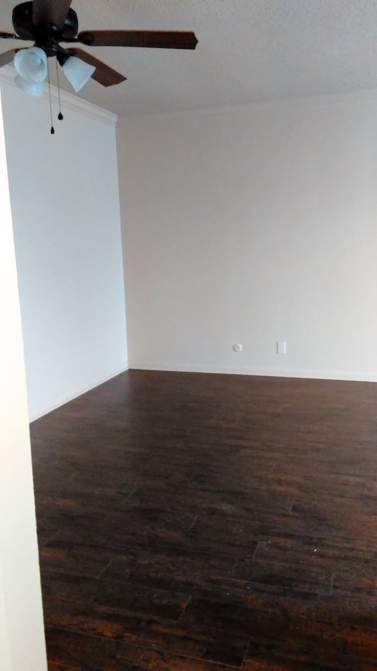 508 S 28th St - Photo 3 of 11