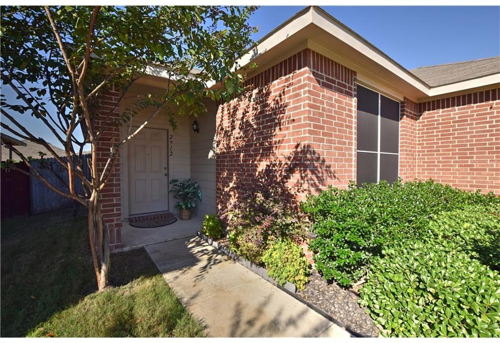 2912 Wispy Tr - Photo 2 of 22