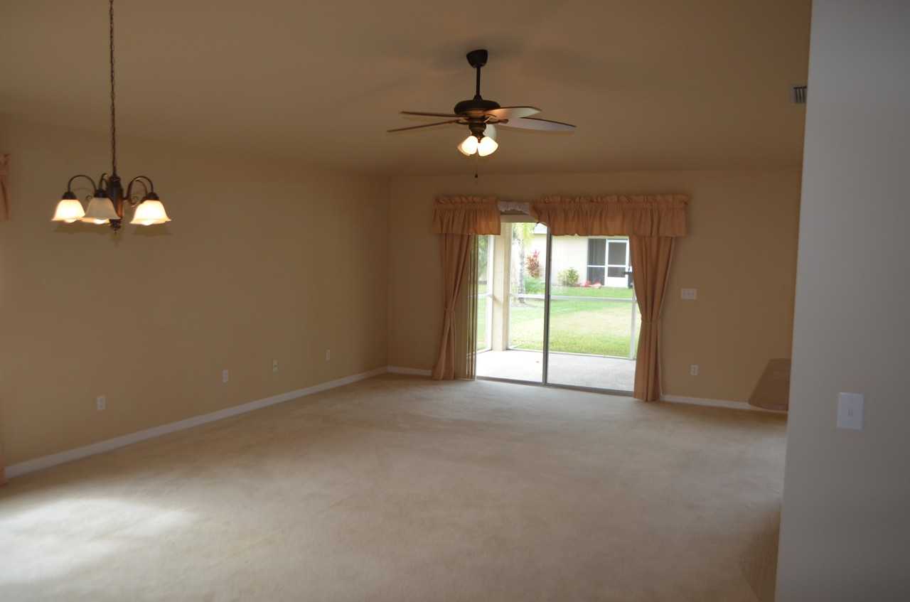 6826 Amici Ct - Photo 3 of 15